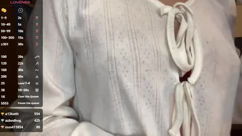 Selena online show from April 9, 2:00 pm