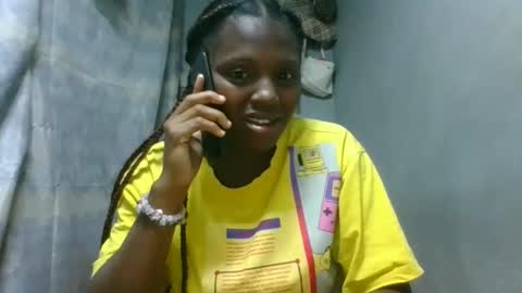 Snapshot of clarisse98 chatting on December 20, 6:26 pm clarisse98 online show from December 20, 6:26 pm