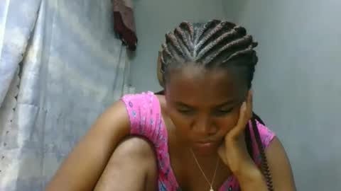 Snapshot of clarisse98 chatting on December 23, 10:46 am clarisse98 online show from December 23, 10:46 am