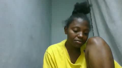 Snapshot of clarisse98 chatting on January 12, 7:19 pm clarisse98 online show from January 12, 7:19 pm