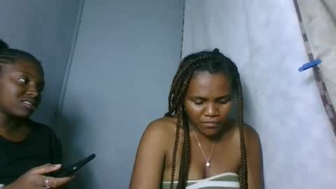 Snapshot of clarisse98 chatting on January 14, 6:57 pm clarisse98 online show from January 14, 6:57 pm