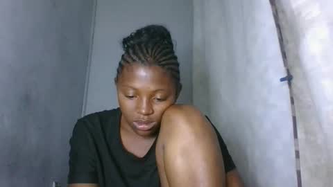 Snapshot of clarisse98 chatting on January 15, 7:35 am clarisse98 online show from January 15, 7:35 am