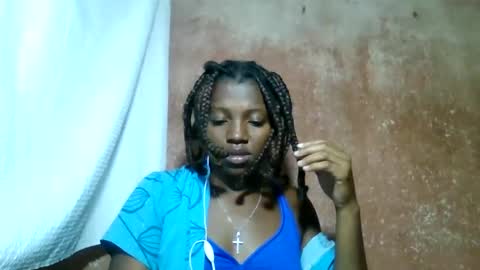 clarisse98 online show from April 3, 5:05 am