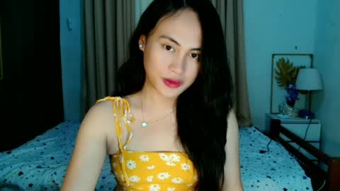 Snapshot of classy_sassy18 chatting on June 16, 6:21 pm Sassy online show from June 16, 6:21 pm
