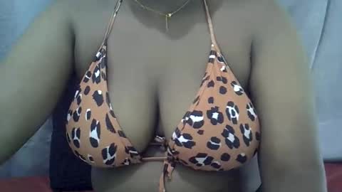 classy_zoey online show from December 1, 7:52 pm