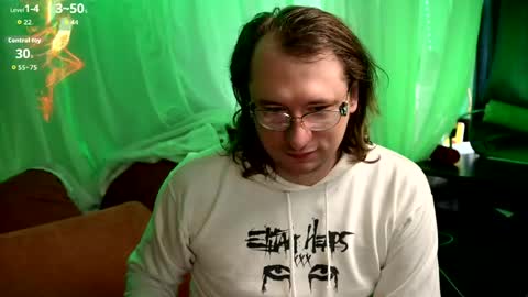 Claudia Cyberfox and Elon online show from April 12, 7:24 am