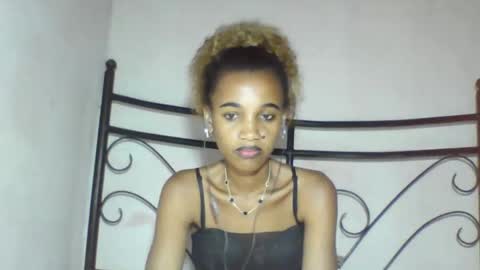 claudianne online show from April 10, 7:40 pm