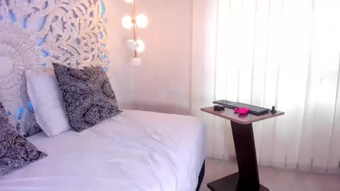 Clehon online show from April 16, 5:47 pm