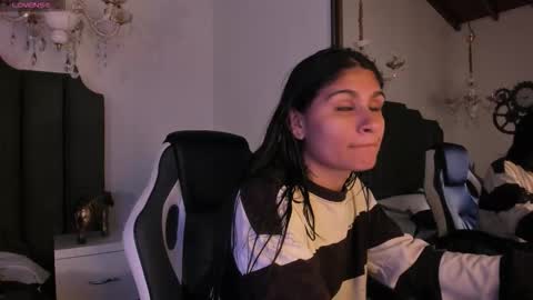 Snapshot of cleopatraa1 chatting on January 12, 7:52 pm Cleopatra online show from January 12, 7:52 pm