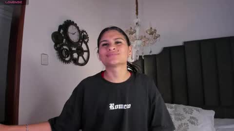 Snapshot of cleopatraa1 chatting on February 8, 6:44 pm Cleopatra online show from February 8, 6:44 pm