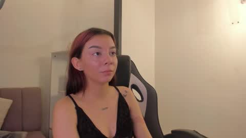 cleowhite_ online show from February 27, 9:37 pm