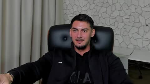 ClintMasterss online show from April 14, 5:35 am