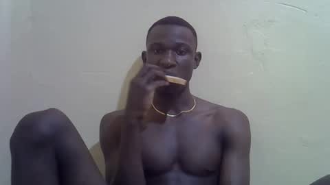 clive_damian online show from February 23, 10:34 am