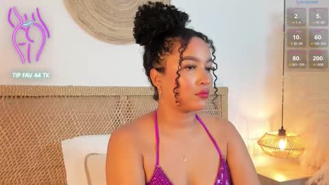 Snapshot of cloe_25 chatting on November 2, 2:25 am cloe_25 online show from November 2, 2:25 am