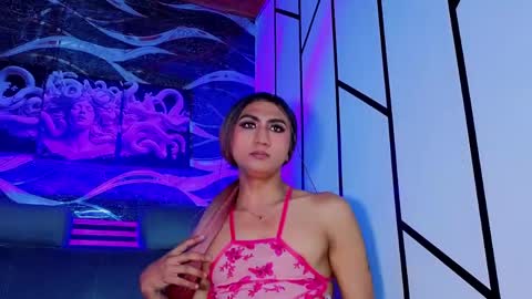 cloee_cameron online show from May 24, 1:32 am