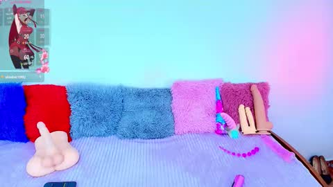 cloee lovee online show from March 12, 11:22 pm