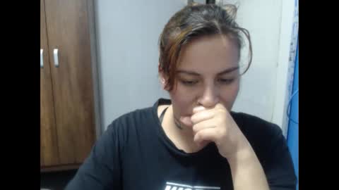 cloepussy online show from November 12, 6:30 pm