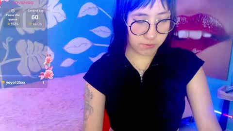 Elizabeth online show from June 8, 11:21 am