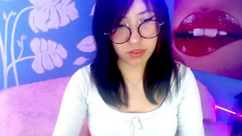 Elizabeth online show from June 17, 11:23 am