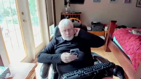 cloudalert62 online show from July 11, 6:43 pm