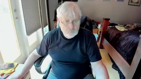 cloudalert62 online show from July 26, 3:41 pm
