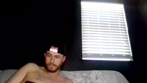 tallhungandcloudy online show from June 14, 6:32 pm