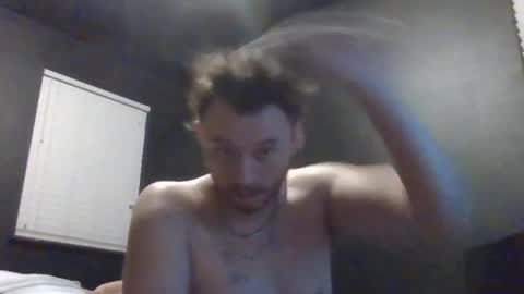 tallhungandcloudy online show from June 30, 5:19 am
