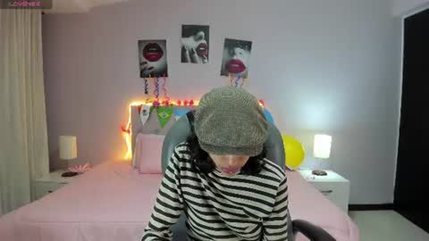 emely dolce online show from June 21, 3:31 am