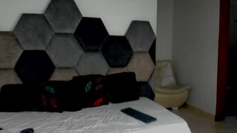 Snapshot of cloy_areo chatting on June 13, 12:25 pm Cloy areo make me come with pleasure online show from June 13, 12:25 pm