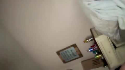 Snapshot of clvtn91 chatting on February 27, 11:43 am clvtn91 online show from February 27, 11:43 am