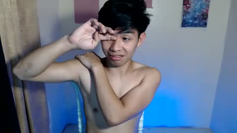 clyde_twinkx online show from June 20, 10:29 am