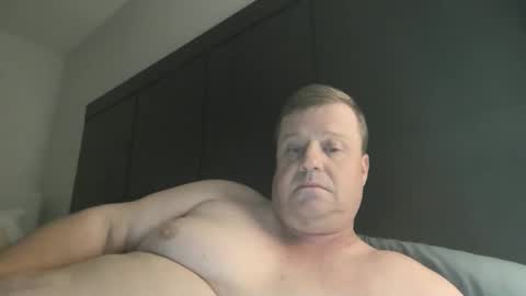 Snapshot of cmachen chatting on April 17, 2:25 am cmachen online show from April 17, 2:25 am