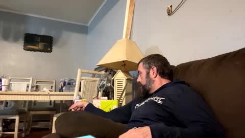 Snapshot of coachg12 chatting on January 10, 2:13 am coachg12 online show from January 10, 2:13 am