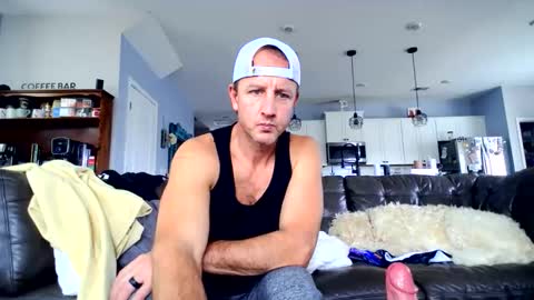 cockofthewalk026 online show from February 19, 7:10 pm