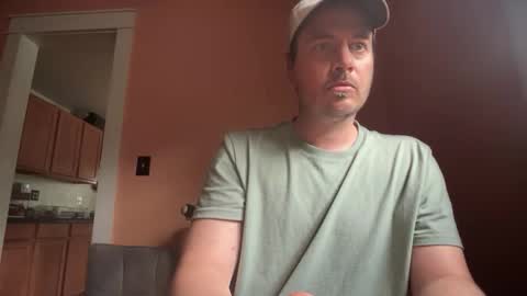 Snapshot of cocksyartsy chatting on June 1, 10:44 pm cocksyartsy online show from June 1, 10:44 pm