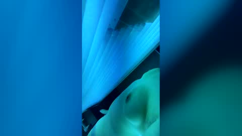 cocokisses333 online show from April 8, 10:21 pm