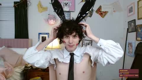 Snapshot of cokia_ chatting on February 11, 12:37 am Cokia online show from February 11, 12:37 am