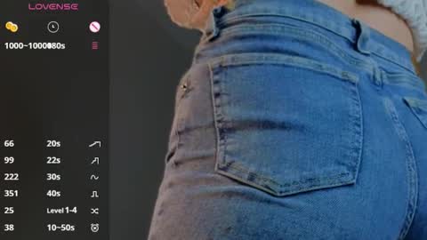 Snapshot of colbymcroberts chatting on March 3, 1:12 am Carry online show from March 3, 1:12 am