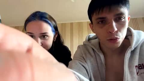 cold_pie14 online show from May 7, 1:27 pm