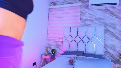 colett online show from April 10, 11:59 am