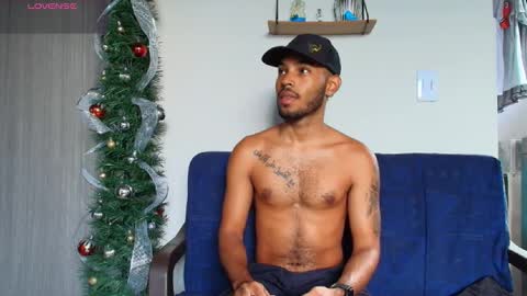 IG  online show from December 4, 2:04 pm