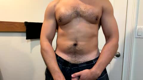 Snapshot of college_fundz chatting on October 9, 3:37 am Mikey online show from October 9, 3:37 am