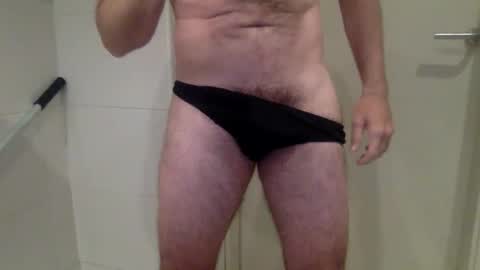 Snapshot of come1983 chatting on May 11, 4:04 pm come1983 online show from May 11, 4:04 pm
