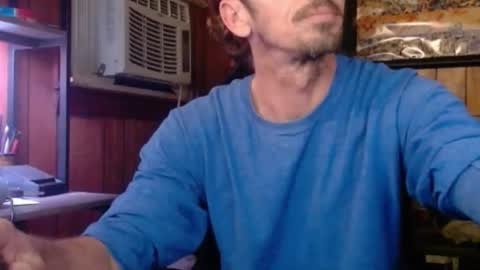 Nelson or ComicKing and sometime Peachy143 online show from February 17, 4:09 am