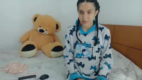 Connie online show from April 1, 5:52 am