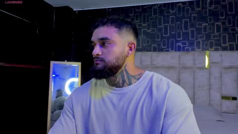 Snapshot of connor_666 chatting on February 24, 12:52 am rusfegui online show from February 24, 12:52 am