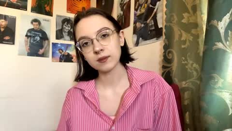 consuelamcelwaine online show from April 6, 11:00 am