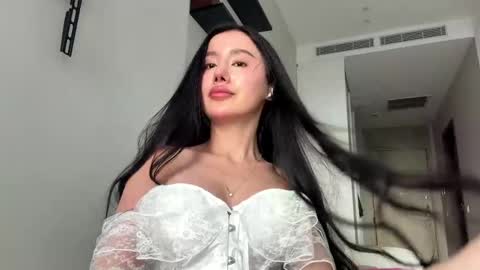 Mila online show from May 21, 2:02 pm