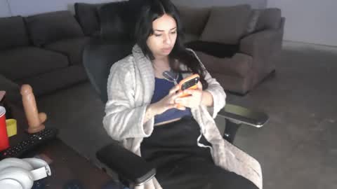 controllercutie online show from February 16, 4:19 am