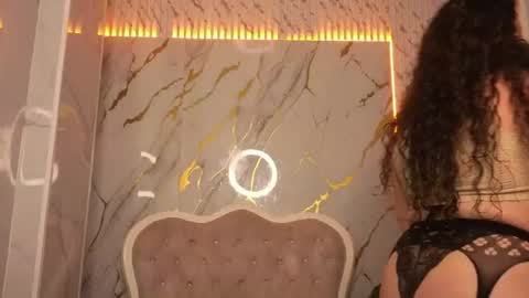 Snapshot of cony_curly_b chatting on June 23, 3:04 am Online 2200 - 0600 online show from June 23, 3:04 am
